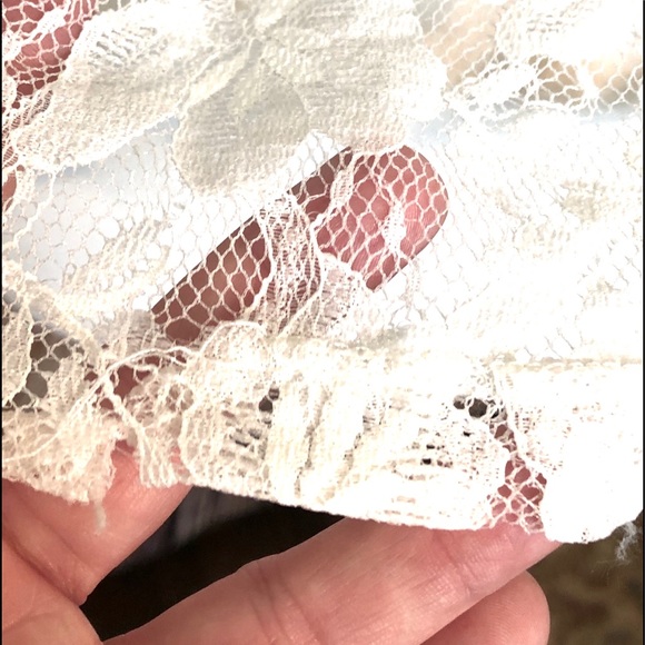 Forever 21 Razor Back Lace Top - Picture 5 of 7